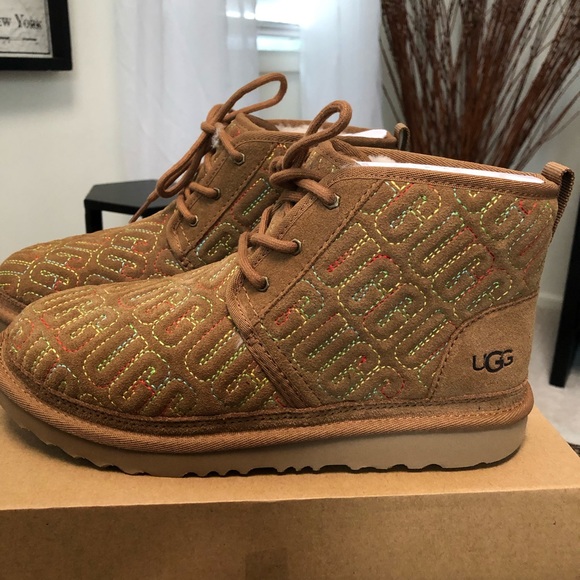 UGG Shoes - UGGS beautiful stitched laceup bootie
